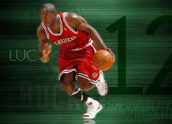 金州勇士专题密尔沃基雄鹿专题足球比分